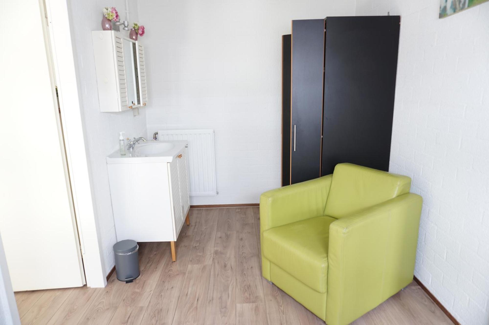 Kustverhuur, Park Schoneveld, Duinroos 108 * Breskens